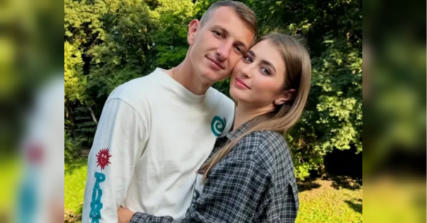 Воротар збірної України став батьком у свій день народження (фото) - INFBusiness