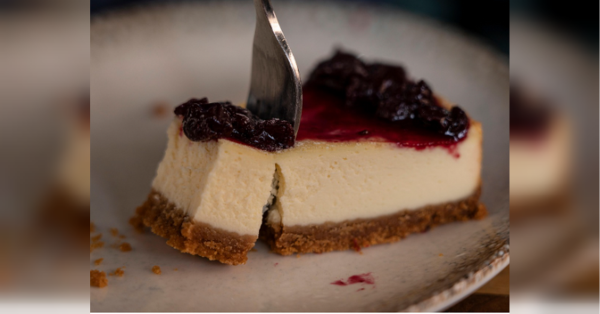 Домашній чізкейк без випікання: перевірений рецепт ніжного десерту - INFBusiness