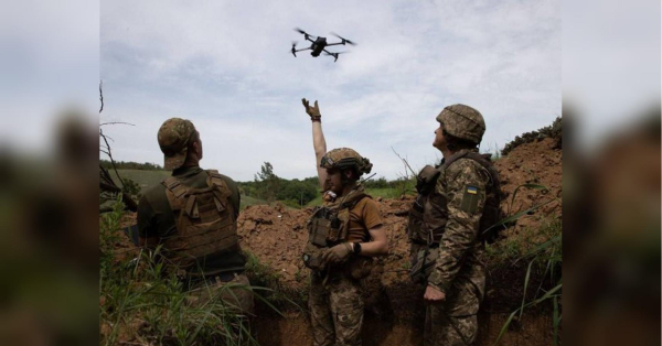Дрони, ШІ та 3D-друк: Україна стала світовою лабораторією зброї майбутнього - INFBusiness