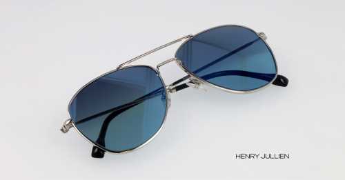 Окуляри Макрона стали вірусними в інтернеті: що це за бренд - INFBusiness