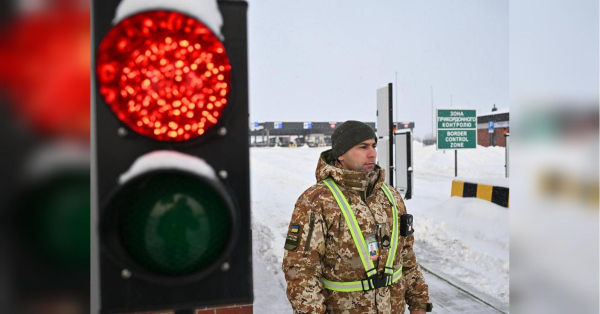 На кордоні польські митники призупинили оформлення вантажівок: що відомо - INFBusiness