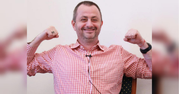 «Керівник Деснянського району Бахматов рапортує про повернення світла у будинки, які досі темні», — киянка у Facebook - INFBusiness