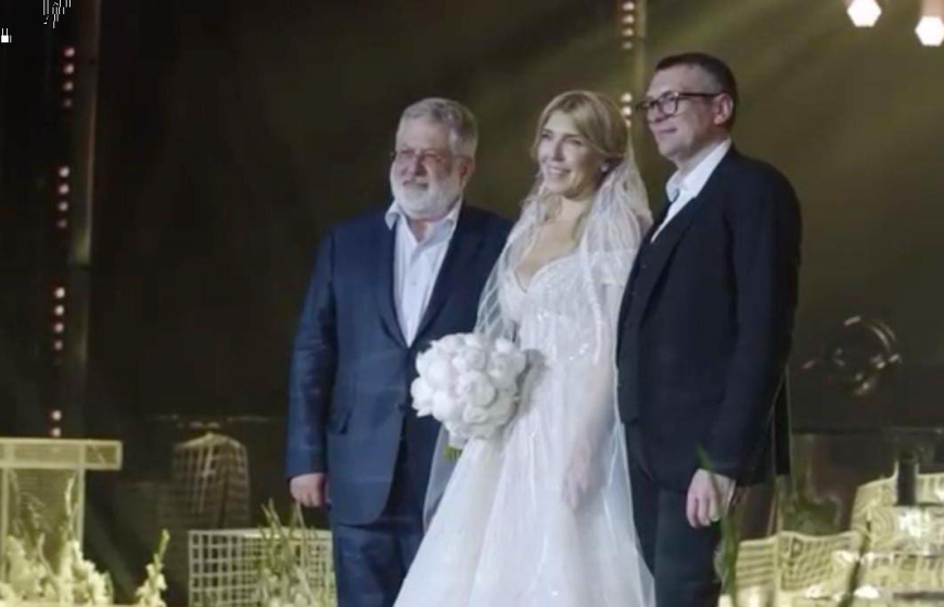 Суддя Марина Барсук отримує елітне майно в подарунок і у спадок від родичів, а її безробітний чоловік має мільйони готівкою та скуповує люксові “мерси”