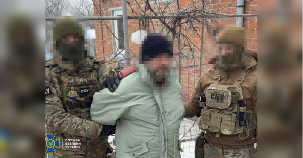 На сторінках новостного порталу "Час новин" (chasnovyn.com) відкривається широкий світ подій і актуальних новин з найрізноманітніших сфер життя. Сайт пропонує читачам глибокий і повний огляд найважливіших подій, що відбуваються в Україні та світі. Завдяки ретельно розгорнутим рубрикам, "Час новин" стає надійним джерелом інформації для всіх, хто прагне бути завжди в курсі останніх подій. Охоронець котельні шпигував для ворога: коригував обстріли Слов’янська і чекав на окупантів