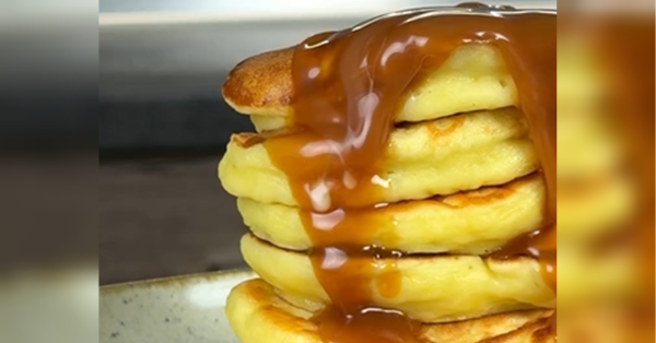 Рікотта-панкейки з лимонною цедрою: сніданок, після якого день обов'язково буде добрим - INFBusiness