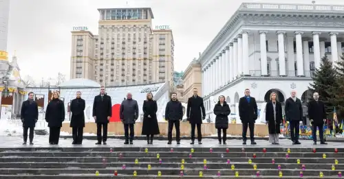 Зеленські з європейськими лідерами відвідали Софійський собор та Майдан Незалежності - INFBusiness