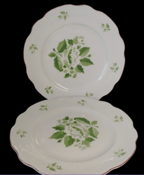 Тарілки Коростенського фарфорового заводу. 1950–1960-ті «Фруктовий декор дарує оптимістичний настрій», — колекціонерка Людмила Карпінська-Романюк - INFBusiness