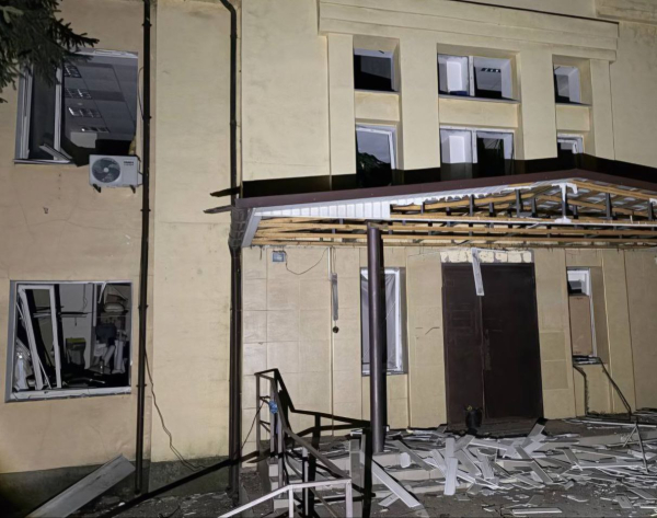 росія вночі атакувала Україну ракетами та дронами: у регіонах спалахнули сильні пожежі, є руйнування і поранені (фото, відео) - INFBusiness