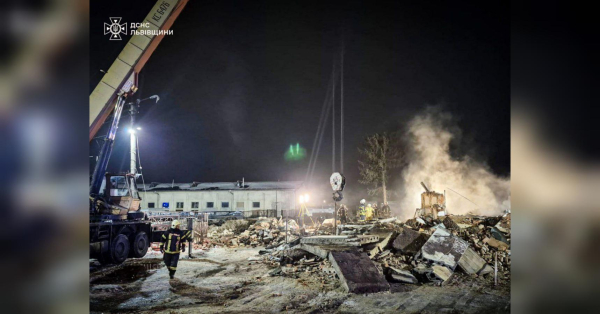 Вночі ворог завдав масованого ракетно-дронового удару по Західній Україні: що відомо на цей момент (фото) - INFBusiness