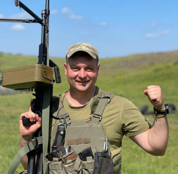 «Голова забинтована, обличчя понівечене, праве плече вивернуте, ліва рука поламана. Очей не було»: росіяни закатували у полоні воїна ЗСУ - INFBusiness