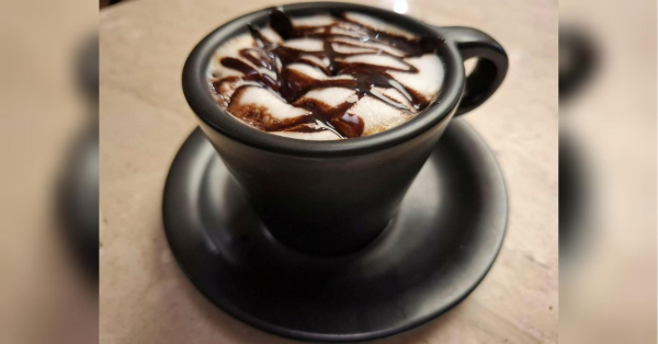 Чорні чашки — невипадковий тренд: деякі нюанси вас здивують - INFBusiness