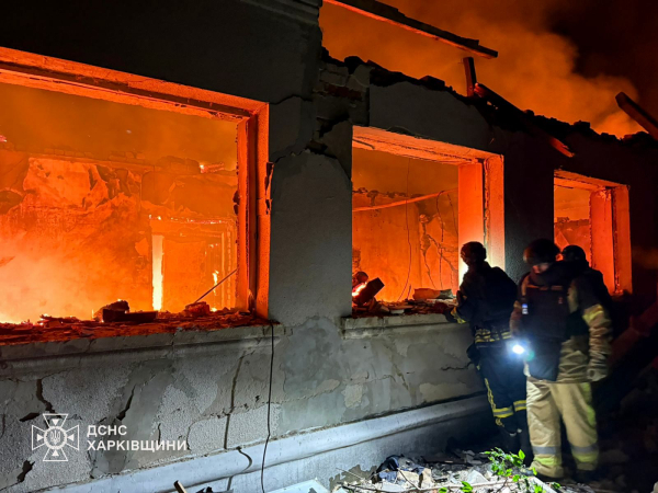 Російські удари не зупиняються: горять будинки та газопровід, є поранені та загиблі (фото, відео) - INFBusiness