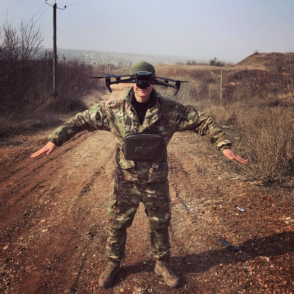 «Потемніло в очах, всі кричать, я хотів вже прощатися з життям»: історія бармена, який став штурмовиком - INFBusiness