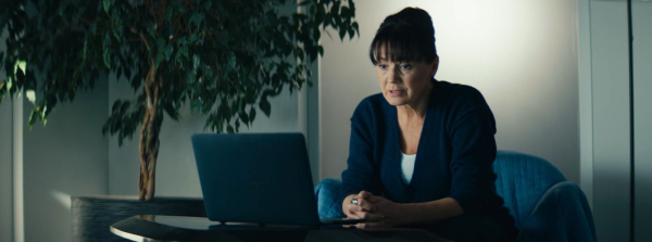 «Було два прильоти, все просто в руїнах»: відома акторка Лариса Руснак про випробування під час великої війни - INFBusiness