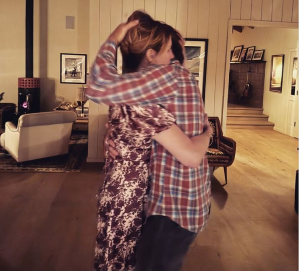 Ніколи не припиняйте цілуватися: Джулія Роберст палко привітала чоловіка з 57-річчям - INFBusiness