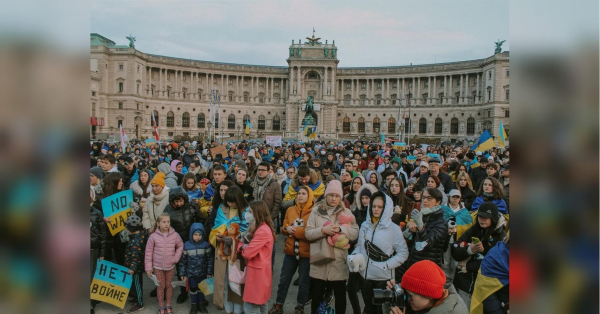 Зросла у п’ять разів: ЗМІ про зайнятість українок в Австрії з початку великої війни - INFBusiness