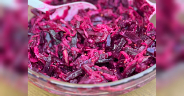 Салат з печеного буряка та яблука: корисно та дуже ситно - INFBusiness