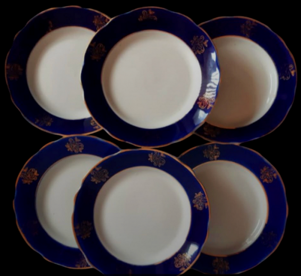 «Сервіруючи стіл кобальтовим сервізом, важливо враховувати деякі нюанси», — колекціонерка Людмила Карпінська-Романюк - INFBusiness