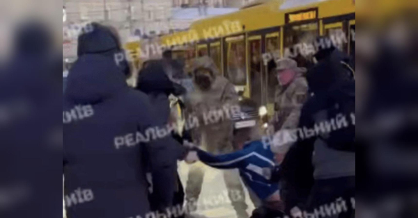 В Києві сталась масова сутичка з ТЦК і поліцією: що відомо (відео) - INFBusiness