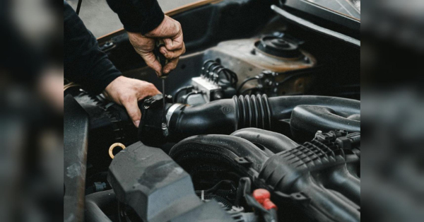 Навіщо досвідчені водії возять з собою шматочки лінолеуму: корисний лайфхак для автомобілістів - INFBusiness