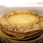 Як приготувати тонкі дієтичні млинці без борошна: зберігайте простий рецепт - INFBusiness