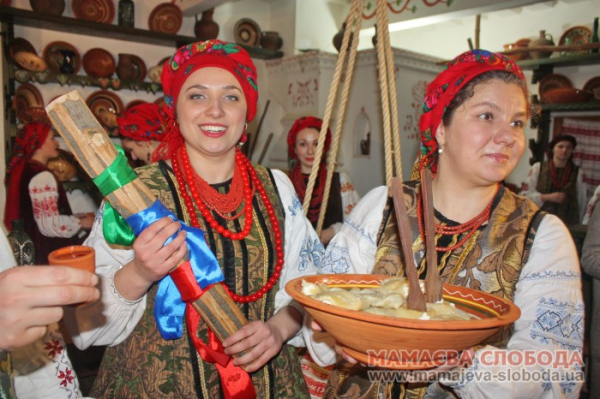 Масниця на межі зими й весни: як готувались до свята і що дозволялося робити впродовж двох тижнів перед Сиропустом - INFBusiness