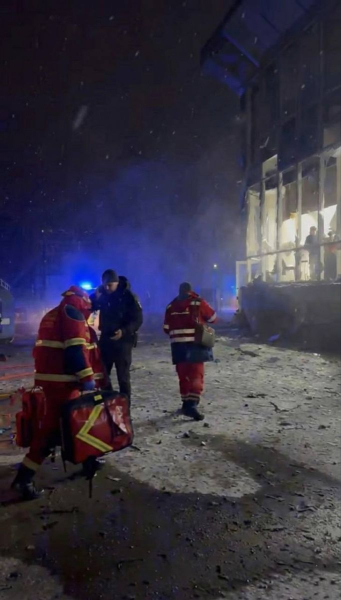 РФ знову атакувала дронами українські міста: пошкоджено будинки, є жертви (фото) - INFBusiness