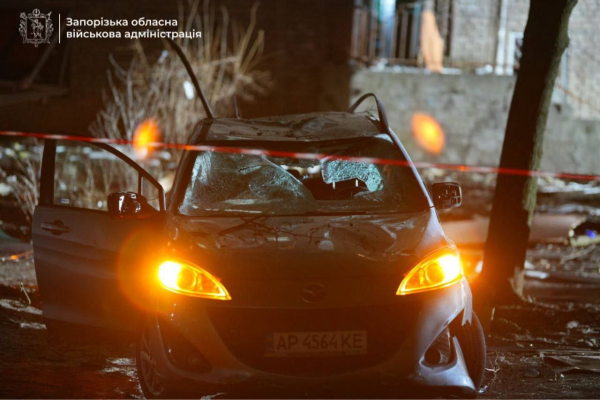 Вночі росіяни відзначили річницю вторгнення в Україну масованим ударом по Запоріжжю (фото, відео) - INFBusiness