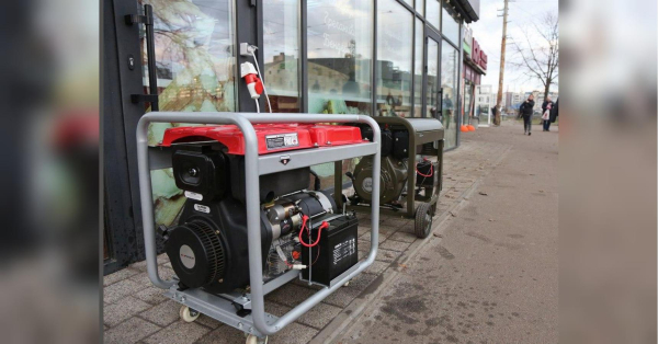 Нав’язування послуг: з українців стали брати гроші на оплату роботи генераторів- наскільки це законно - INFBusiness