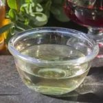 Змінить життя на краще: чому господині радять поставити миску з оцтом у квартирі - INFBusiness