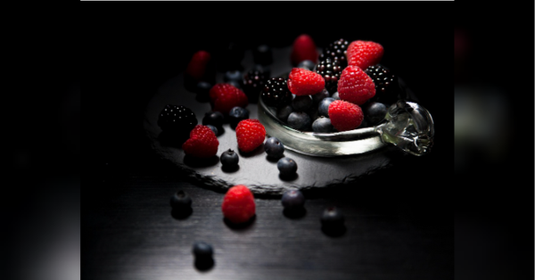 Вчені назвали ягоду, яка уповільнює процеси старіння - INFBusiness