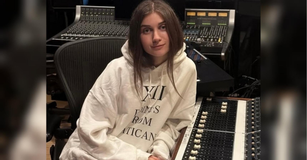 Борщ об’єднує: популярна співачка переїхала до США - INFBusiness