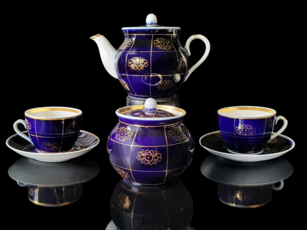 «Вінтажний сервіз на святковому столі може стати предметом цікавої розмови», — колекціонерка Людмила Карпінська-Романюк - INFBusiness