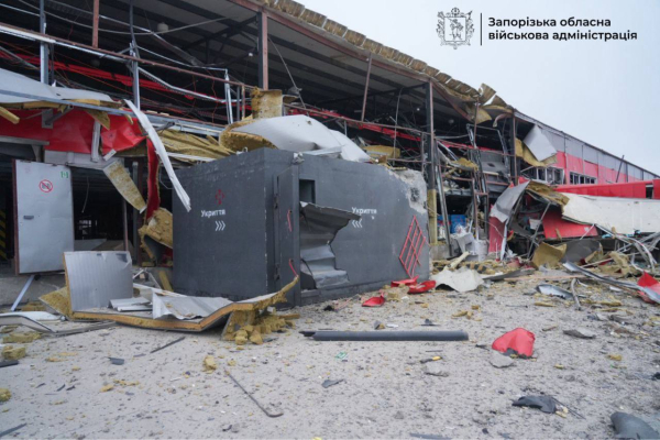 Росіяни атакували Запоріжжя та Дніпропетровщину: горять будинки, багато поранених (фото, відео) - INFBusiness