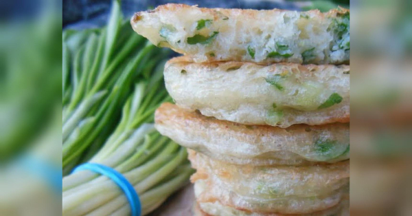 Справжній смак весни: готуємо ніжні дріжджові оладки з черемшою - INFBusiness