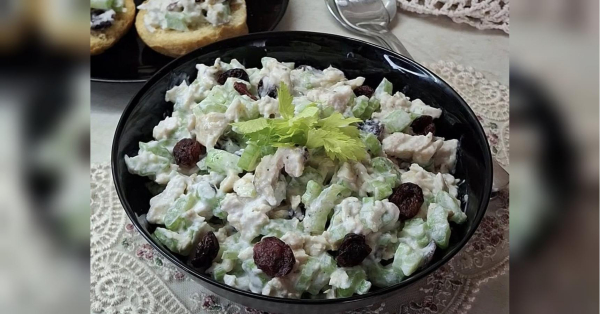 Салат з селерою: справжня вітамінна бомба, яка вражає пікантним смаком - INFBusiness