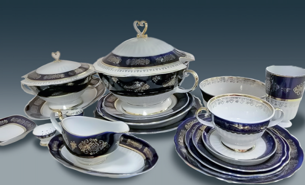 «Сервіз „Перлинний“ — найвишуканіший зразок української порцеляни XX століття», — колекціонерка Людмила Карпінська-Романюк - INFBusiness