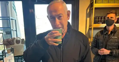 Відео Нетаньягу в кав'ярні стало мемом у соцмережах - INFBusiness