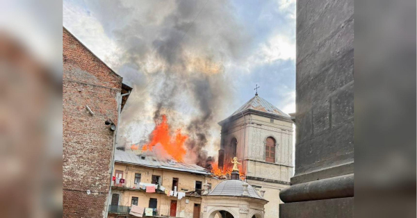 У Львові пролунали вибухи: приліт по центру міста (відео) - INFBusiness