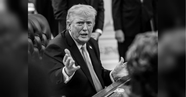 «Немає більше символічного профілю»: Трампа викарбують у золоті - INFBusiness