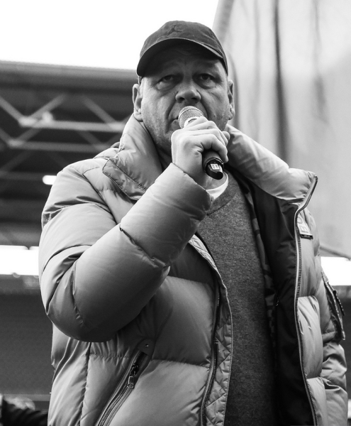 Помер знаменитий футбольний воротар, який пережив «вирок» лікарів на два з половиною роки (фото) - INFBusiness