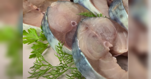 Скумбрія, як у дорогому ресторані: рецепт перевіреного маринаду - INFBusiness