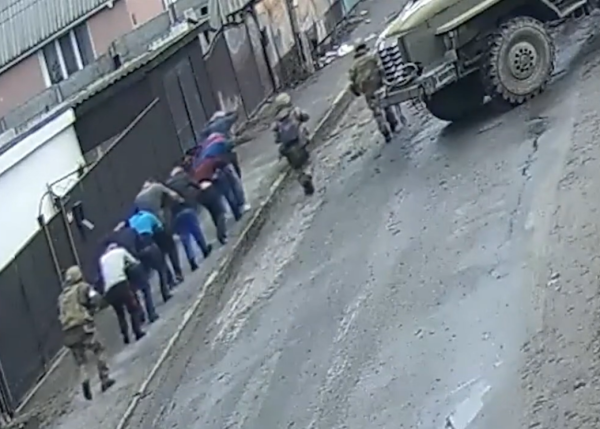 «Окупанти розстріляли всіх, окрім хлопця, який зізнався, що він і його товариші не будівельники, а тероборонівці», — дружина загиблого в Бучі - INFBusiness