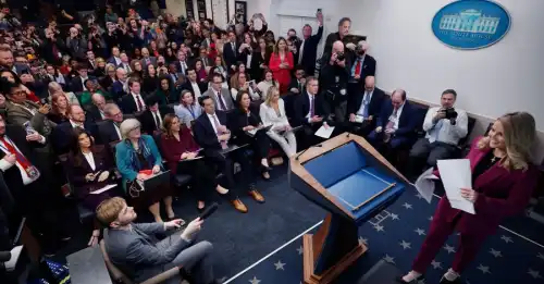 Білий дім опублікував два загадкові відео, одне з яких видалив - INFBusiness