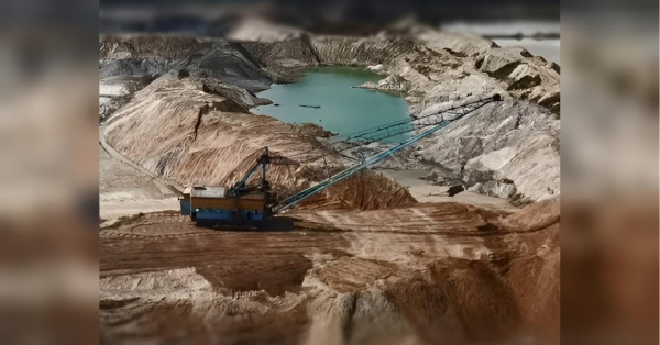 В Україні, де нещодавно американські інвестори отримали дозвіл на видобуток літію, уряд повернув державі стратегічні природні активи (родовища титанових руд). Про це повідомила прем’єр-міністерка України Юлія Свириденко. Україна повернула собі три родовища титанових руд - INFBusiness