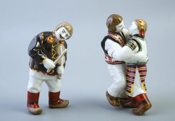 «У гуцульському вбранні є чимало знаків-оберегів», — колекціонерка Людмила Карпінська-Романюк - INFBusiness