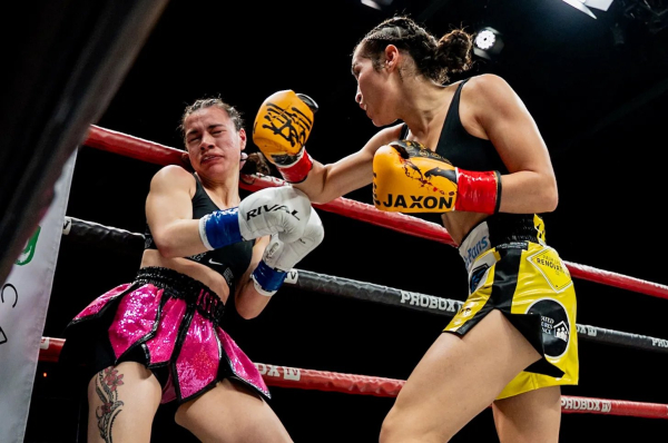 19-річна боксерка побувала у комі після важкого нокауту (фото, відео) - INFBusiness