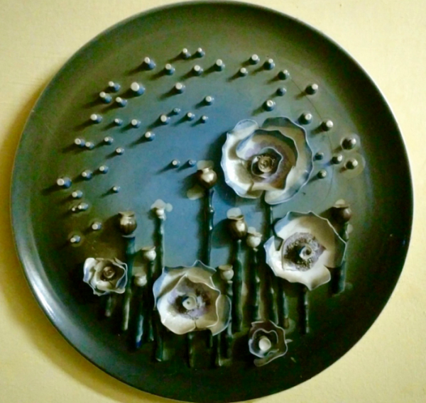 «Тарелі Віталія Колісника неначе налаштовують на медитацію», — колекціонерка Людмила Карпінська-Романюк - INFBusiness