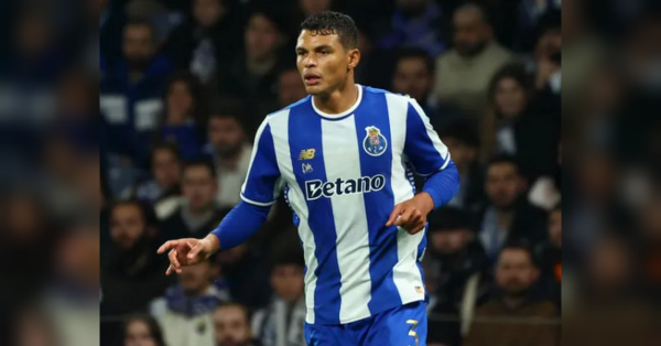 Знаменитий футболіст терміново полетів на батьківщину через трагедію у родині (фото) - INFBusiness