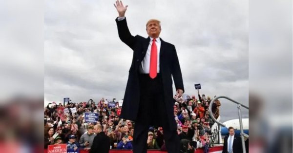 Трамп порівняв себе з Ісусом: великодній обід у Білому домі перетворився на шоу - INFBusiness